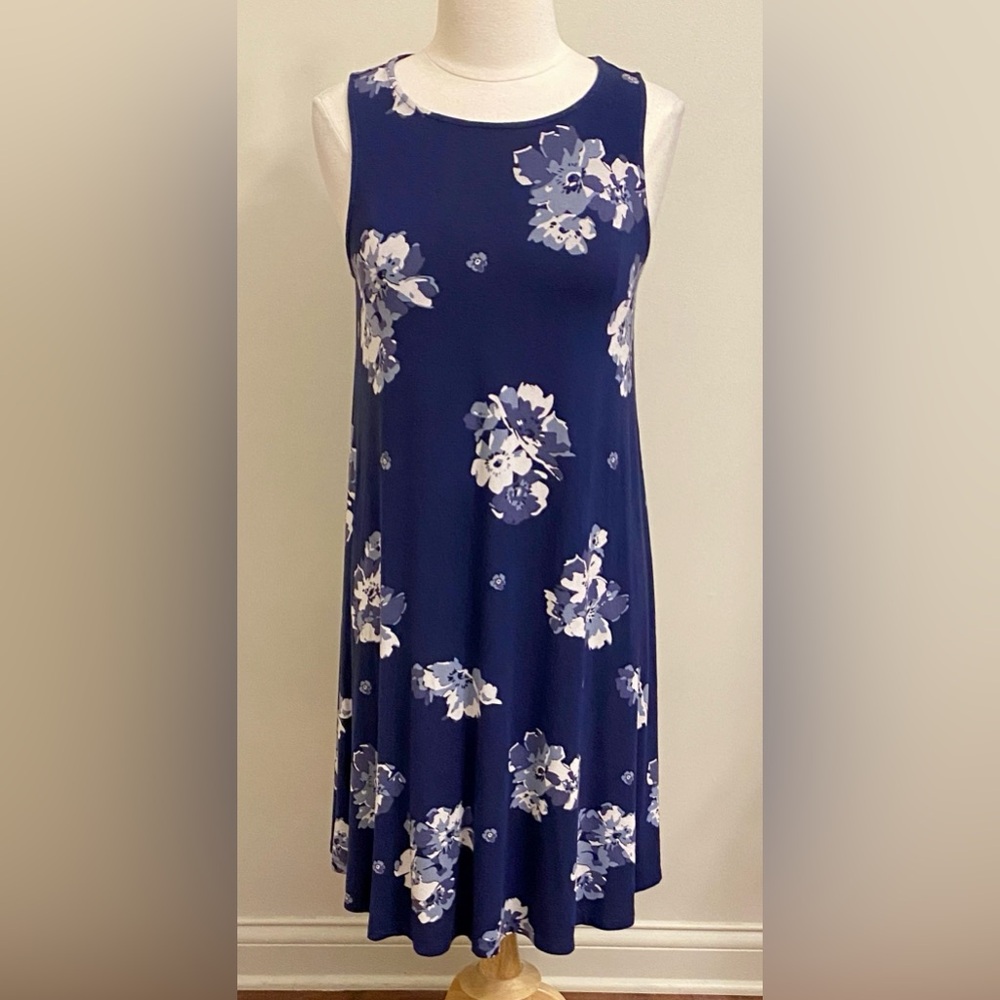 Old Navy Cream Navy Blue Romantic Floral SZ M Cottagecore Boho Chic Knit Dress